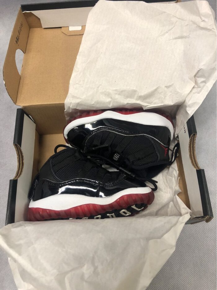 Air Jordan 11 Retro Bred 5C.jpg