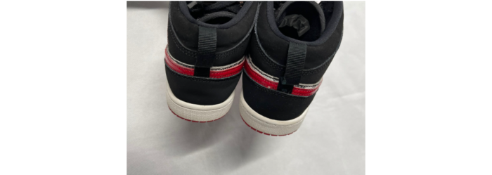 Air Jordan 1 Retro 4.png