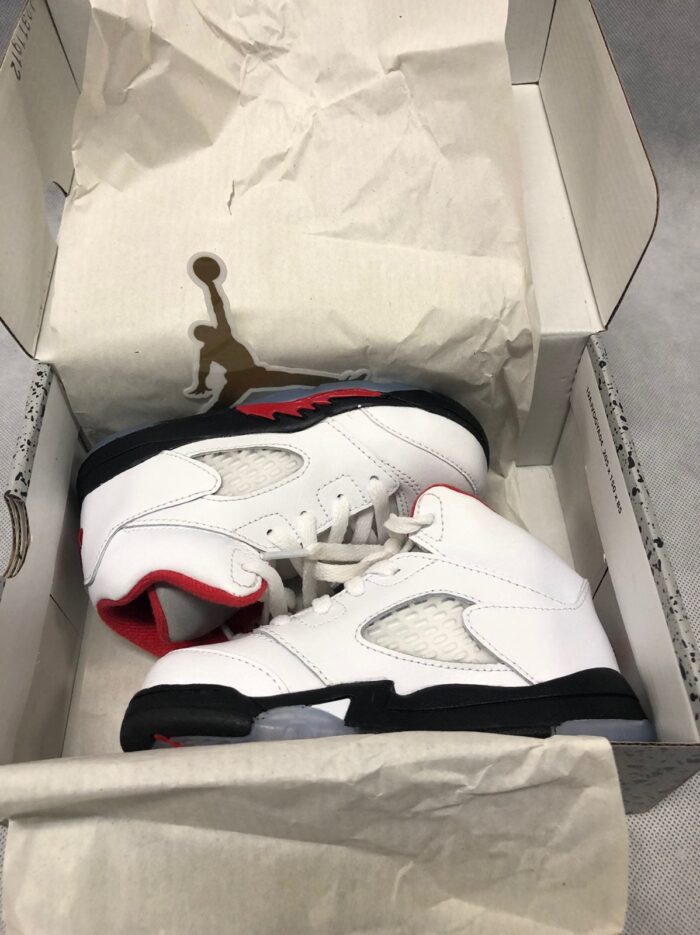 Air Jordan 5 Retro Fire Red.jpg