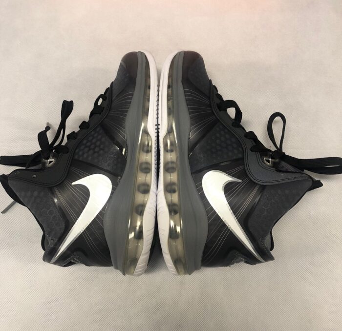 Nike LeBron VIII V2 (GS) Cool Grey3.jpg