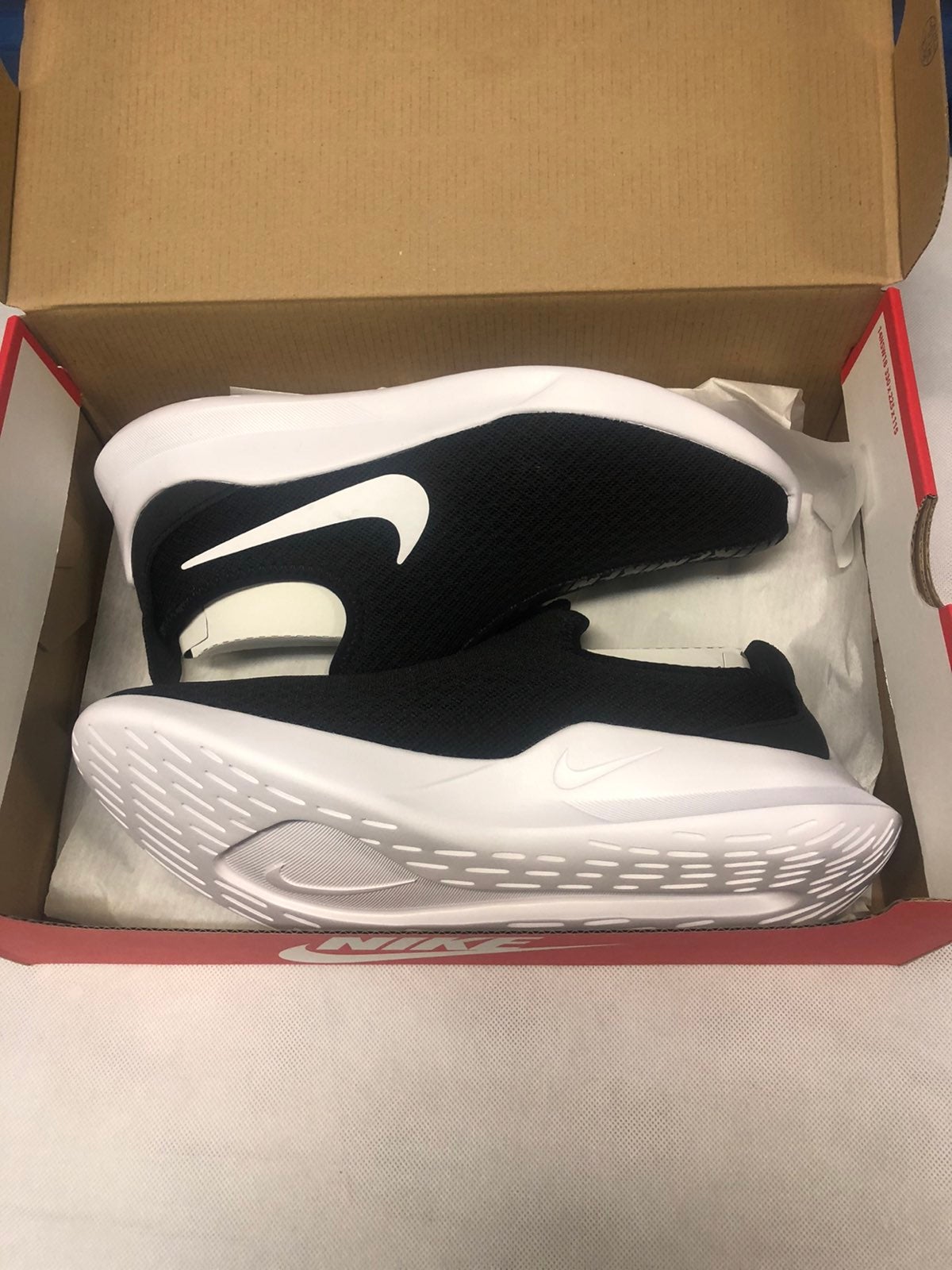 Nike Viale Slip On 2.jpg Nike Viale Slip On 2.jpg