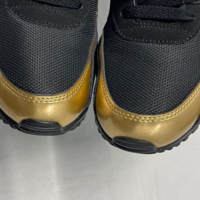 Nike Air Max 90 3.jpg