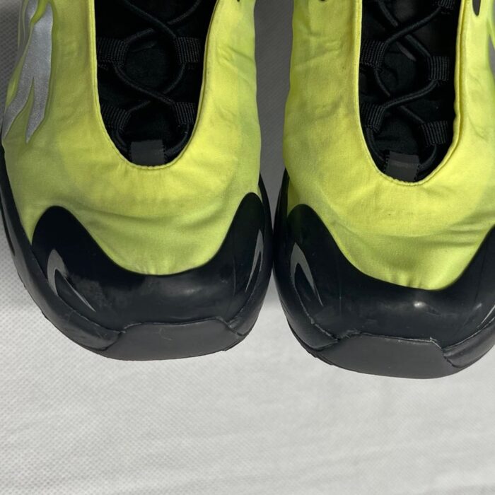 Adidas Yeezy Boost 3.jpg
