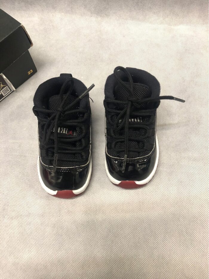 Air Jordan 11 Retro Bred 5C 1.jpg