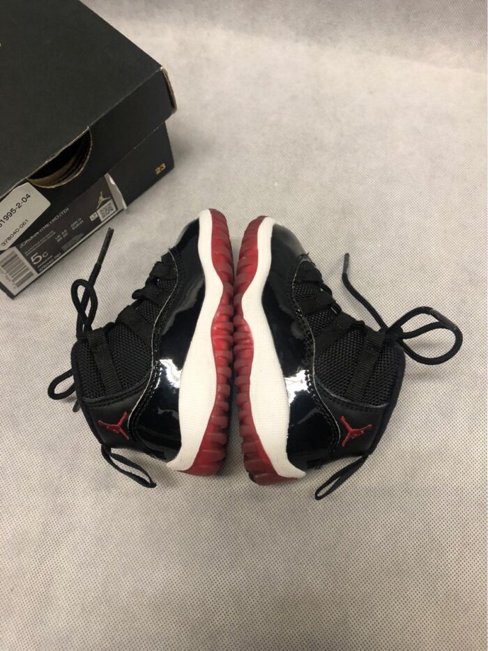 Air Jordan 11 Retro Bred 5C 3.jpg