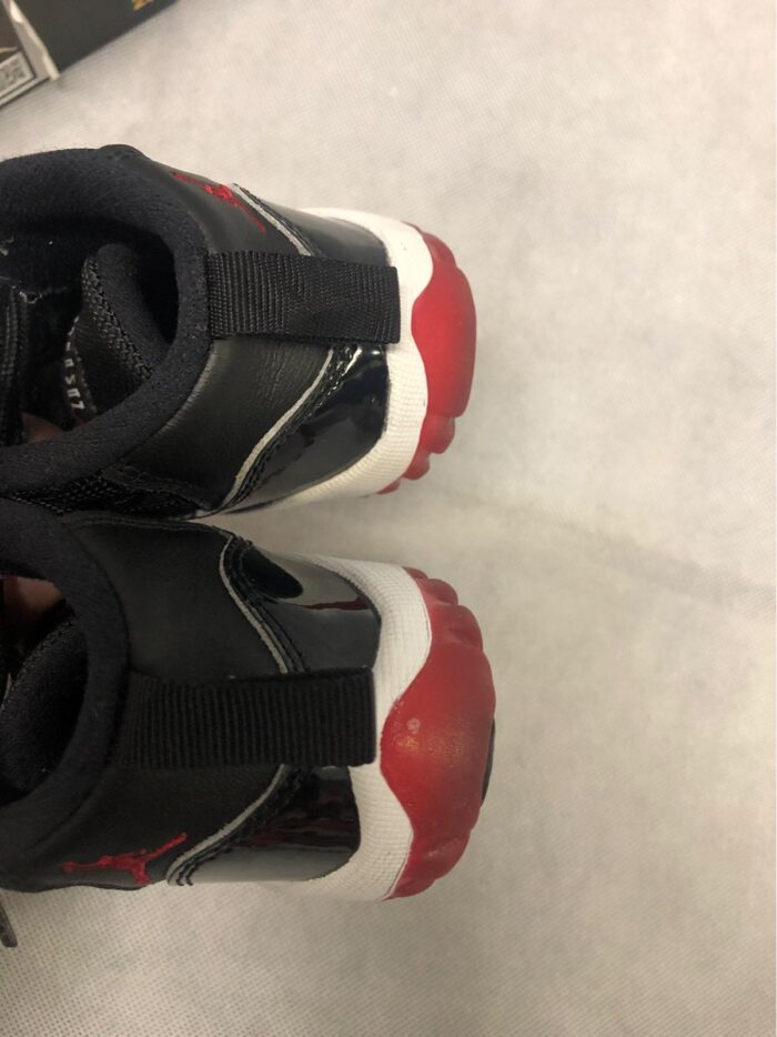 Air Jordan 11 Retro Bred 5C 4.jpg