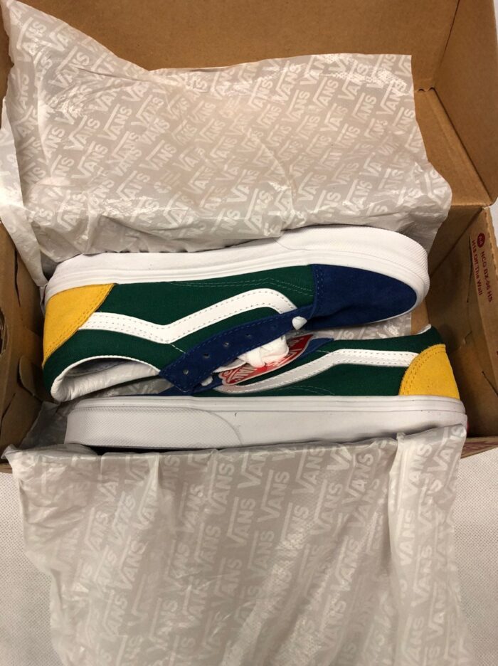 Vans 2.jpg