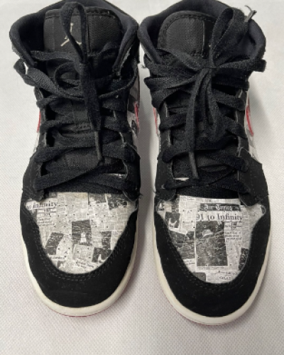 Air Jordan 1 Retro.png