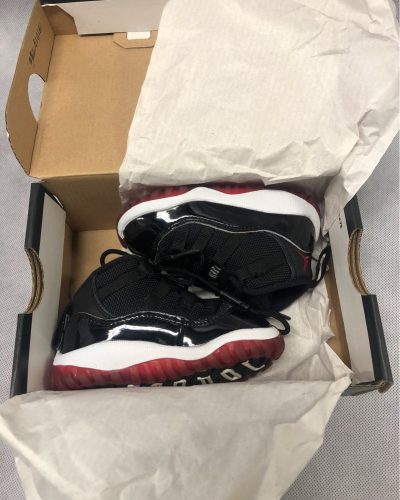Air Jordan 11 Retro Bred 5C.jpg